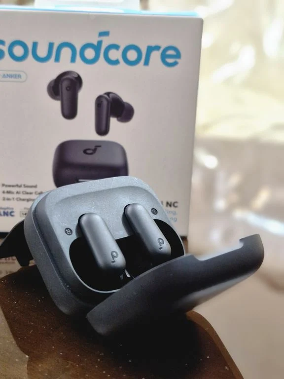 هندزفری بی سیم انکر مدل Anker SoundCore R50i NC - Image 17